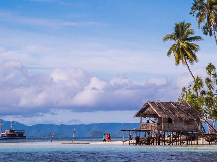 Ratu Luat off Kri Island